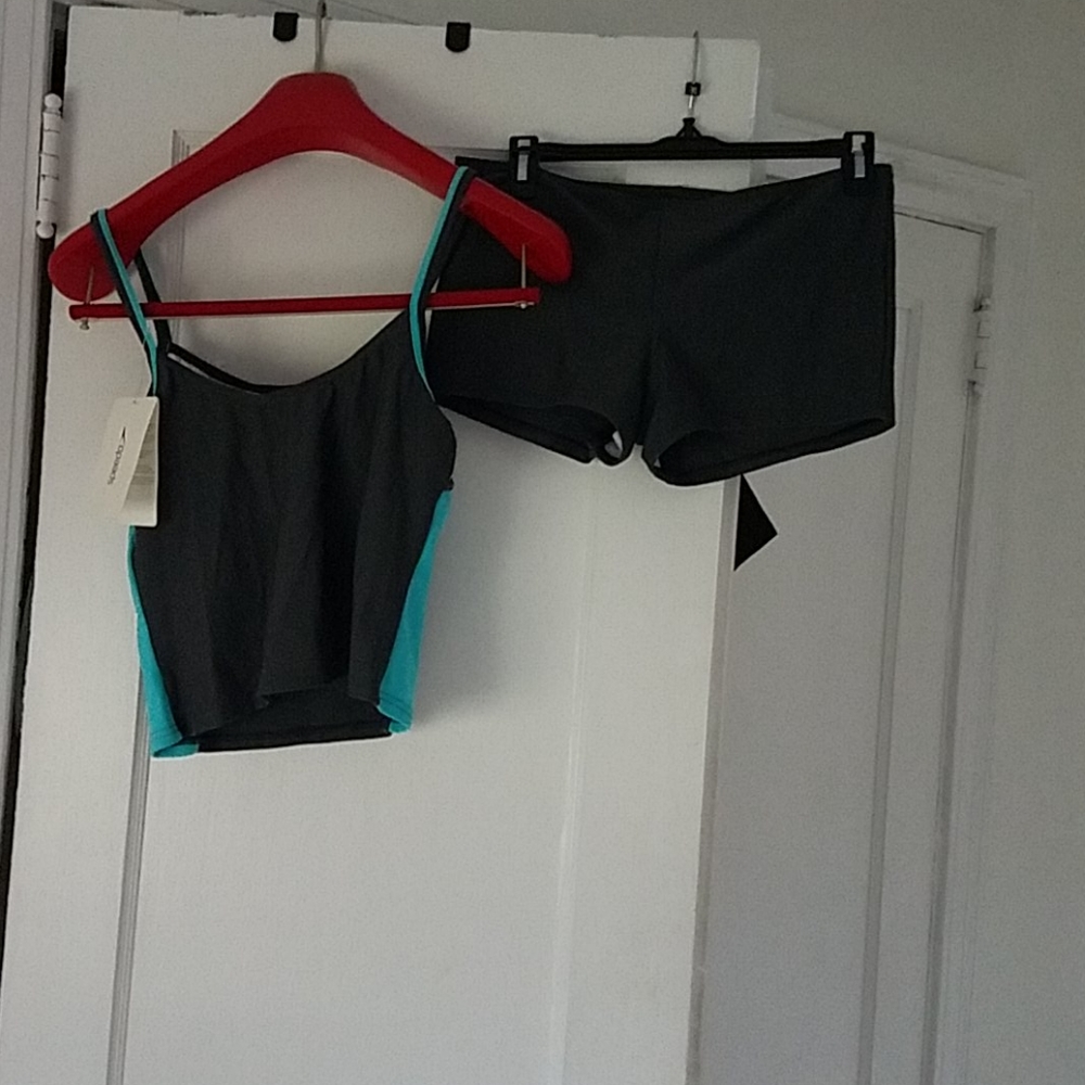 New speedo bathing suit. - Picture 2 of 6